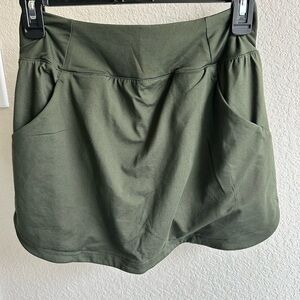 All in motion skort od green with pockets
